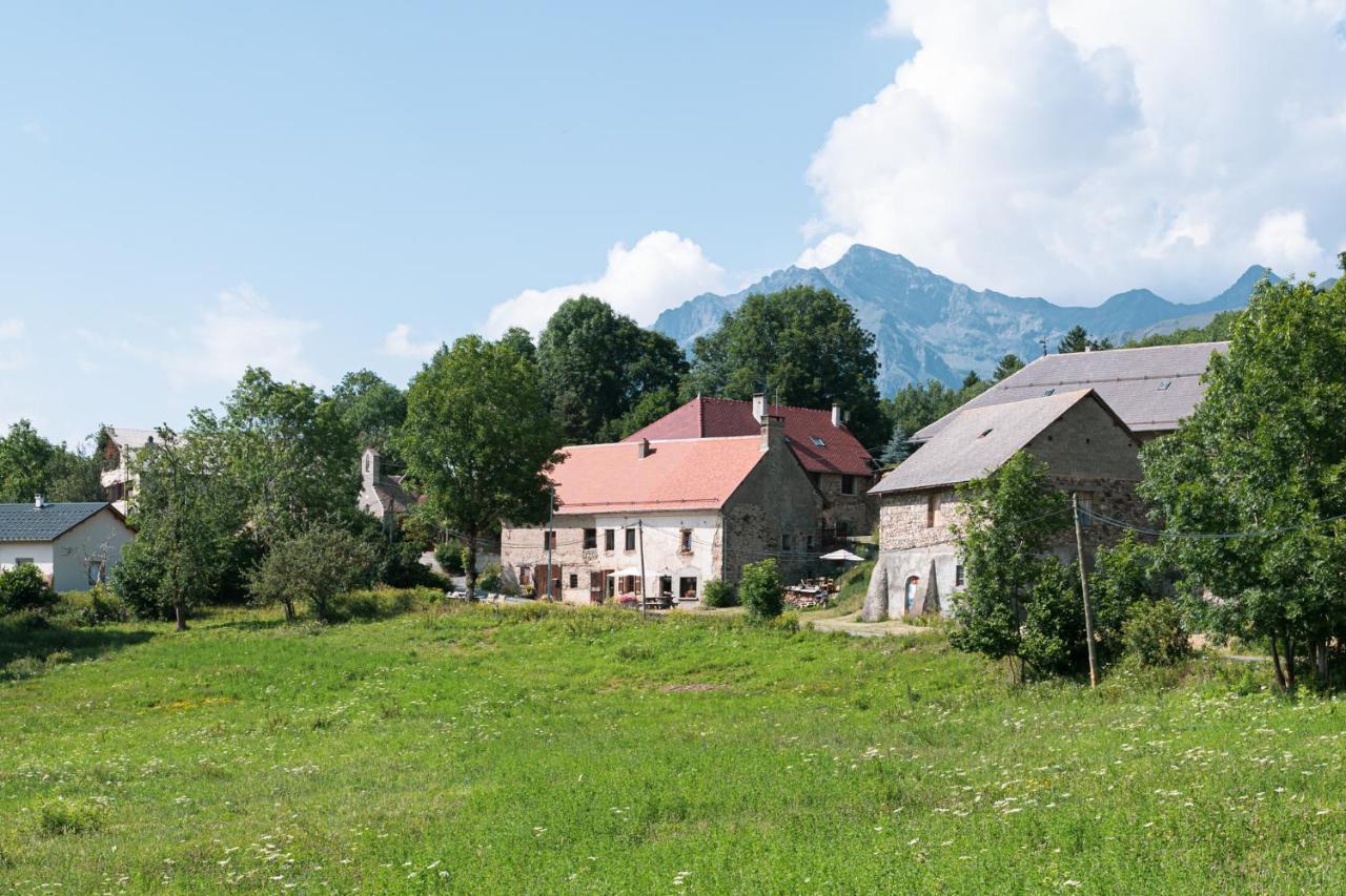 B&B Maisonnel Сен-Боне-ан-Шампсор Екстериор снимка